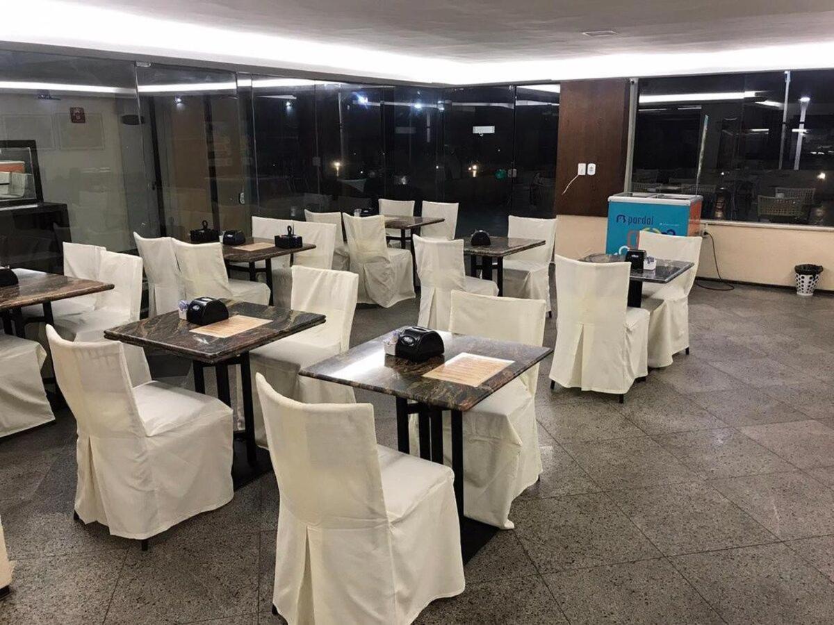 605 Flat Mobiliado Com Vista Lateral Mar Na Praia De Iracema Com Ventilador Форталеза Екстер'єр фото